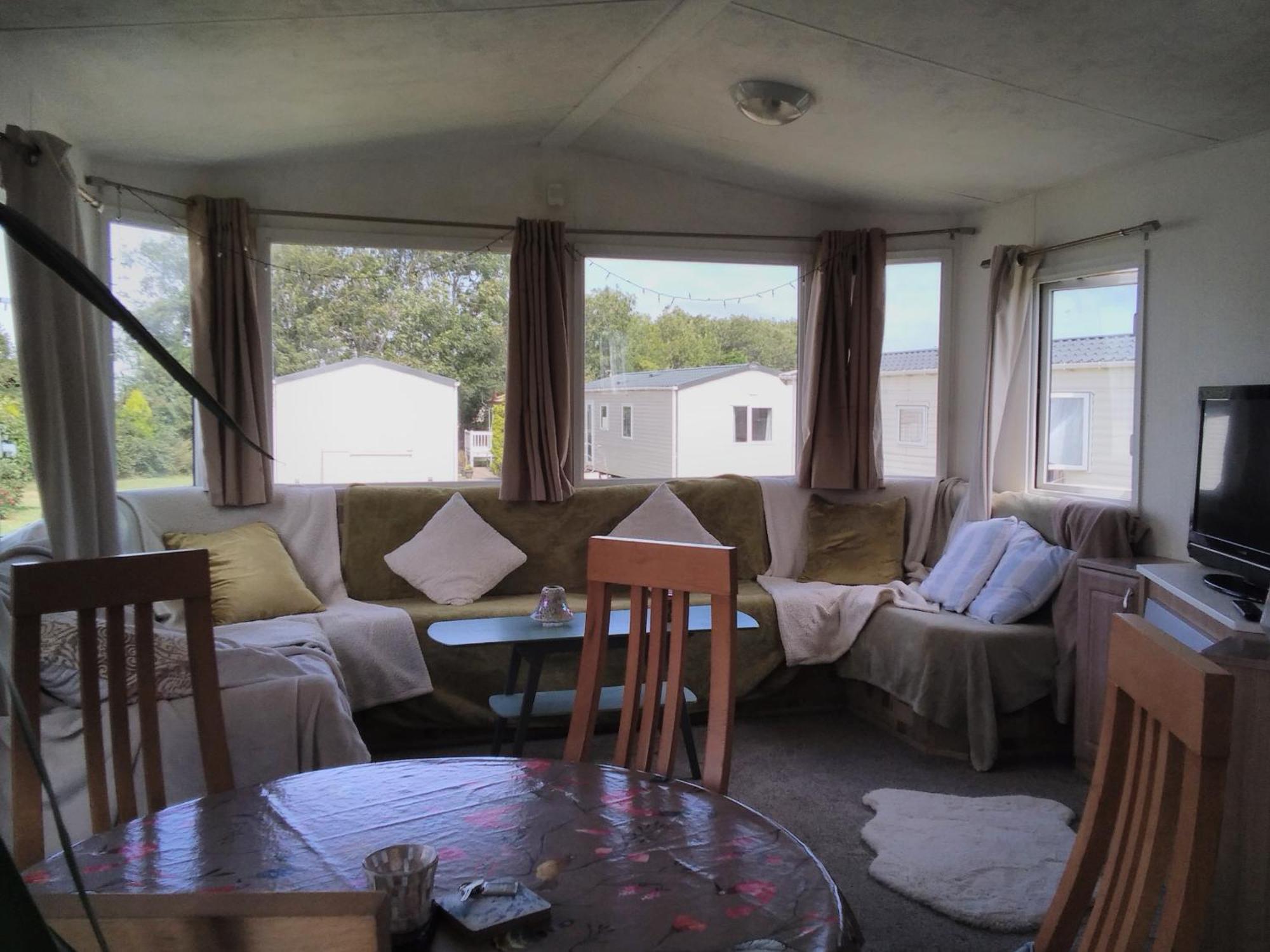 Private Caravan Situated At Parkdean Holiday Resort St Margaret'S At Cliffe Number 18 Buitenkant foto