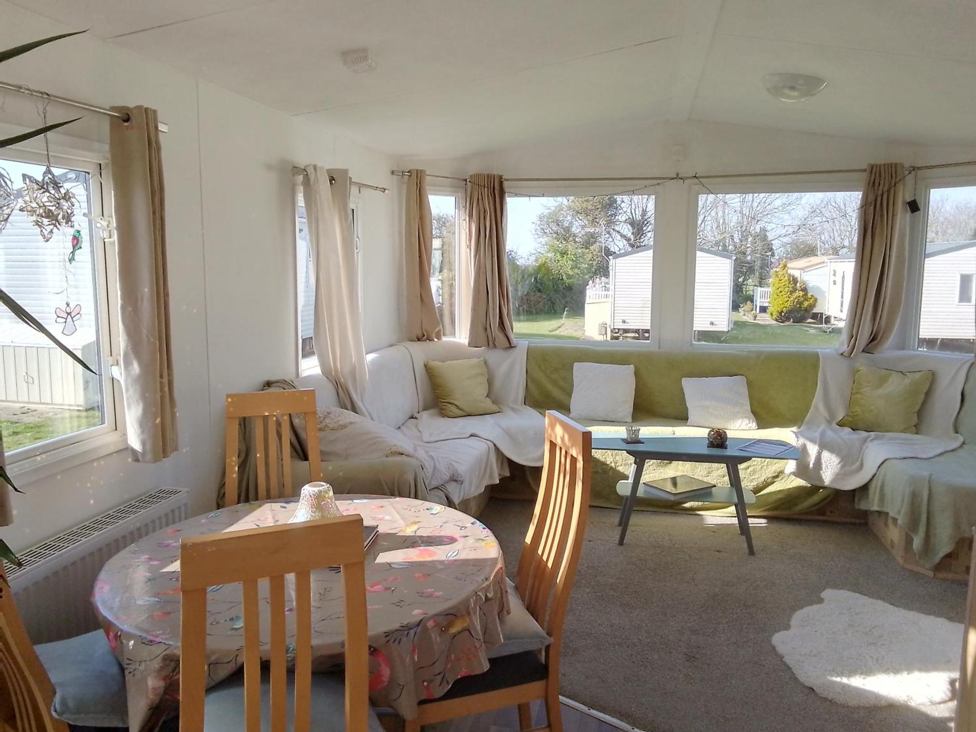 Private Caravan Situated At Parkdean Holiday Resort St Margaret'S At Cliffe Number 18 Buitenkant foto
